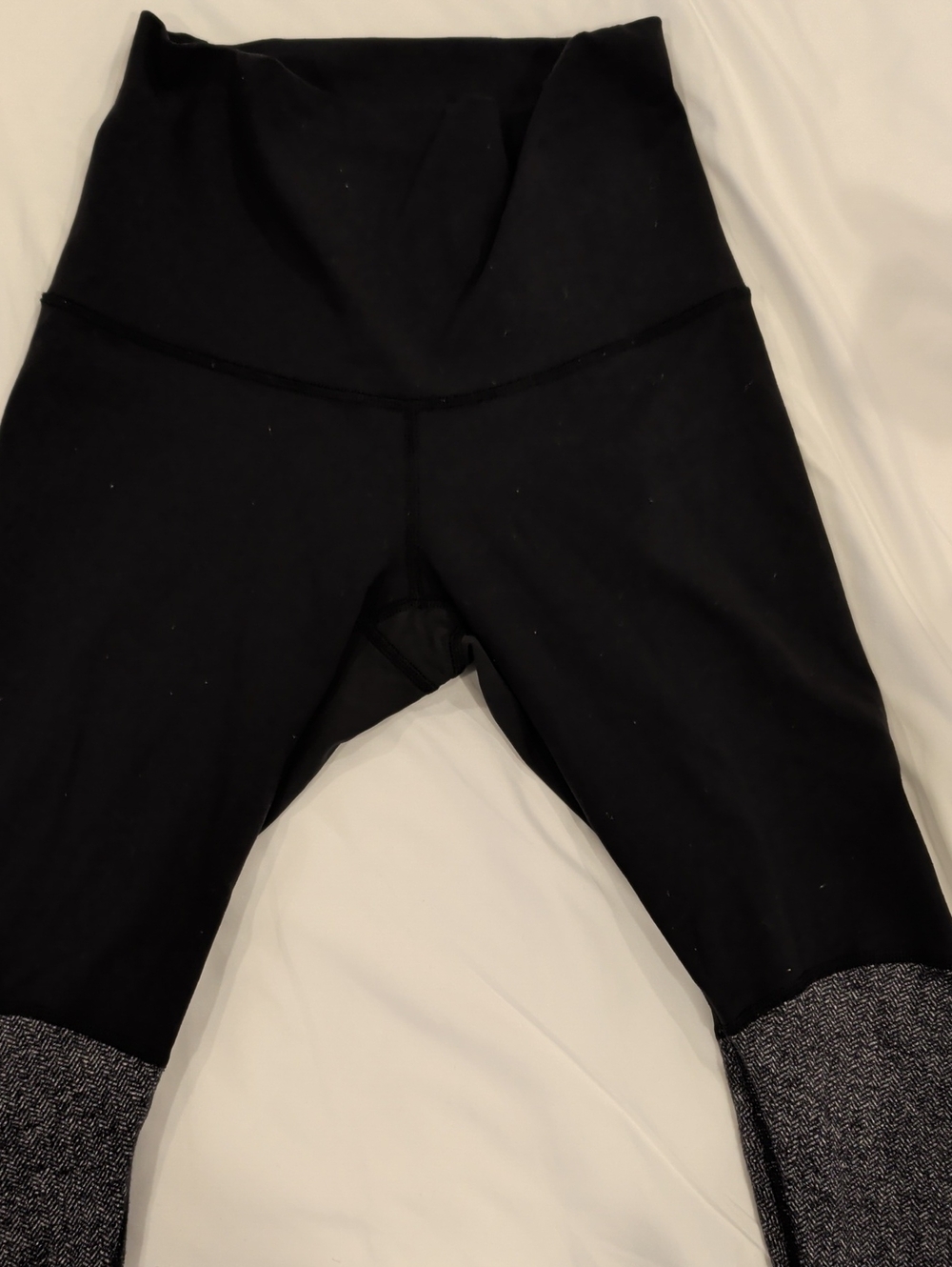 3/$100 Lululemon Stirrup Leggings Size 4 - Picture 7 of 7